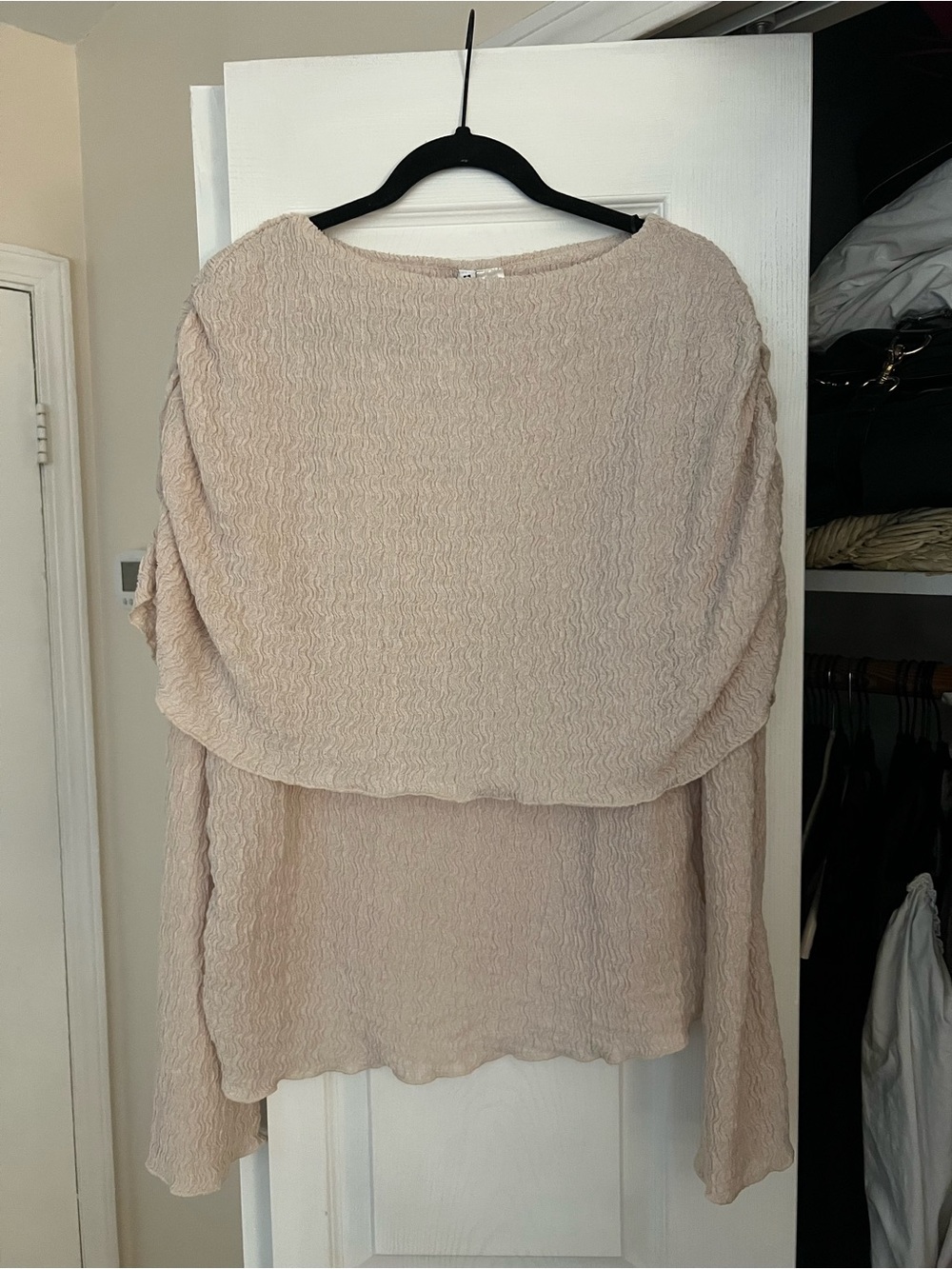 H&M Light Beige Textured Long-Sleeve Blouse